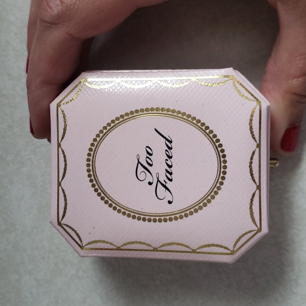 Too Faced Diamond Fire highlighter